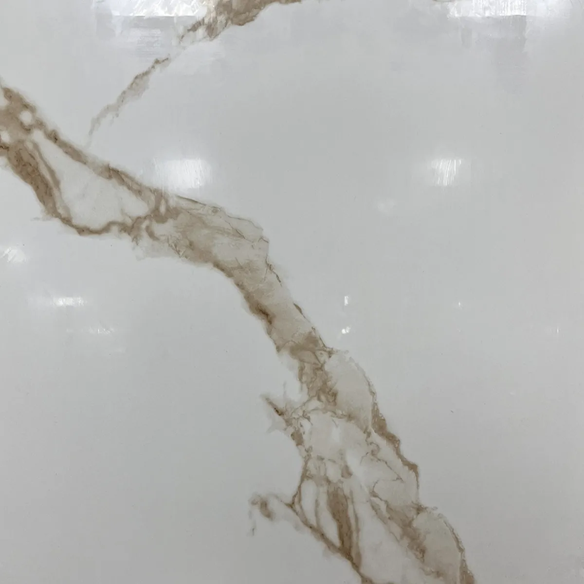 PORCELANATO CALACATTA GOLD