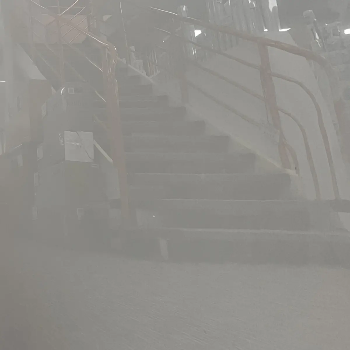 PORCELANATO GRIS PULIDO AA6000